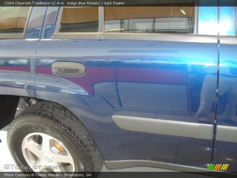 Indigo Blue Metallic / Dark Pewter 2004 Chevrolet TrailBlazer LS 4x4