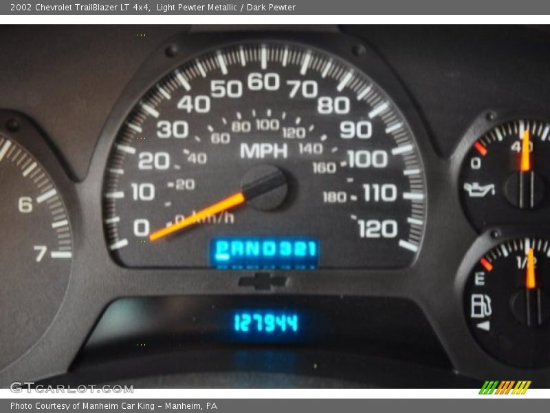 Light Pewter Metallic / Dark Pewter 2002 Chevrolet TrailBlazer LT 4x4
