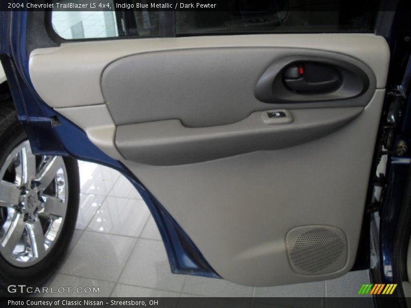 Indigo Blue Metallic / Dark Pewter 2004 Chevrolet TrailBlazer LS 4x4