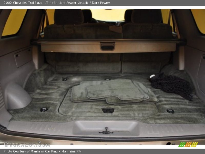 Light Pewter Metallic / Dark Pewter 2002 Chevrolet TrailBlazer LT 4x4