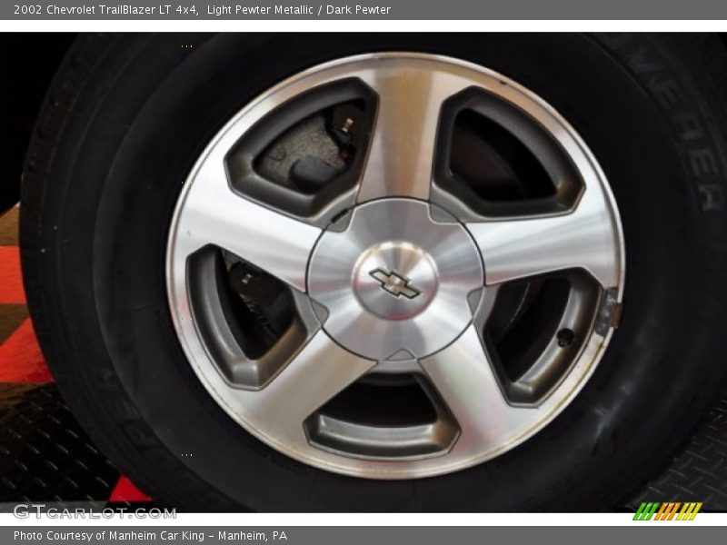 Light Pewter Metallic / Dark Pewter 2002 Chevrolet TrailBlazer LT 4x4