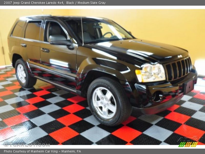 Black / Medium Slate Gray 2007 Jeep Grand Cherokee Laredo 4x4