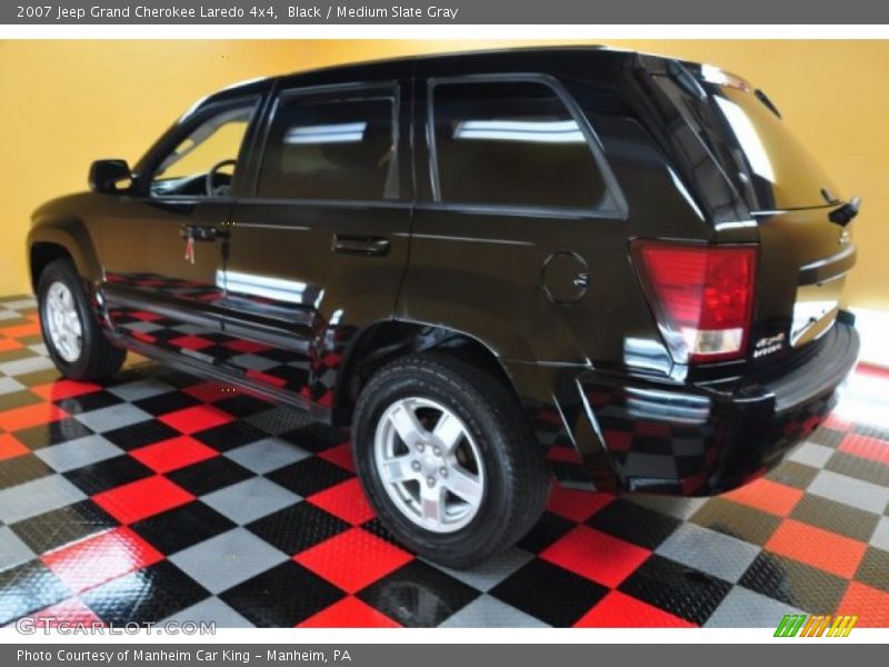 Black / Medium Slate Gray 2007 Jeep Grand Cherokee Laredo 4x4