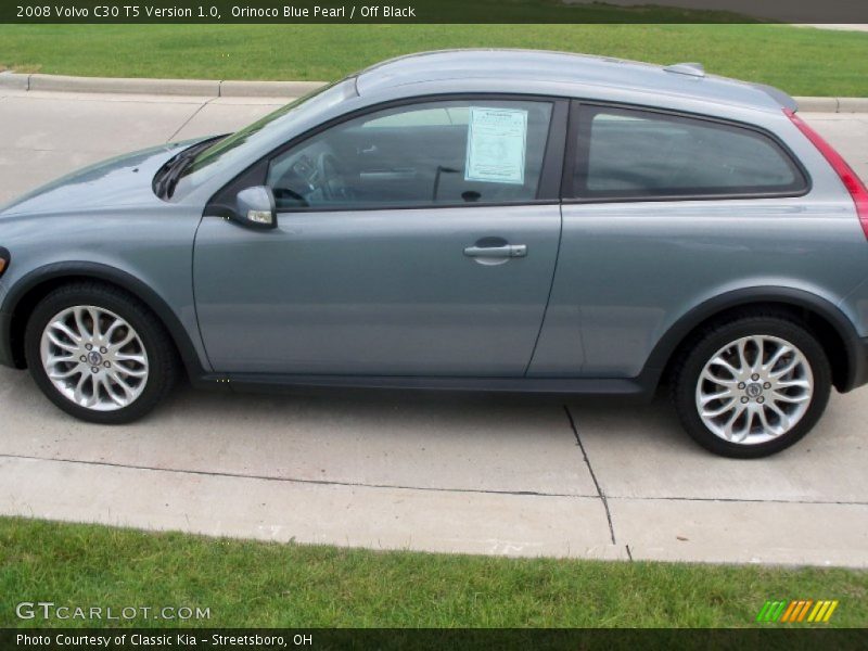 Orinoco Blue Pearl / Off Black 2008 Volvo C30 T5 Version 1.0