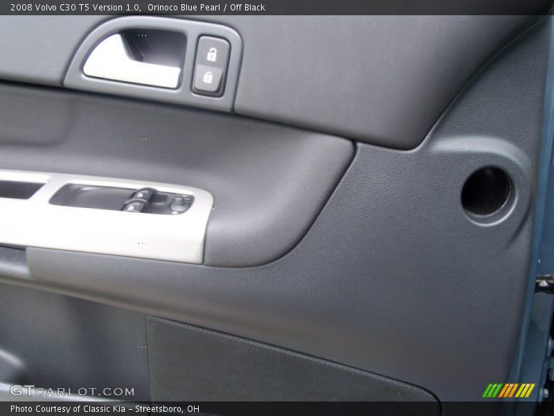 Orinoco Blue Pearl / Off Black 2008 Volvo C30 T5 Version 1.0