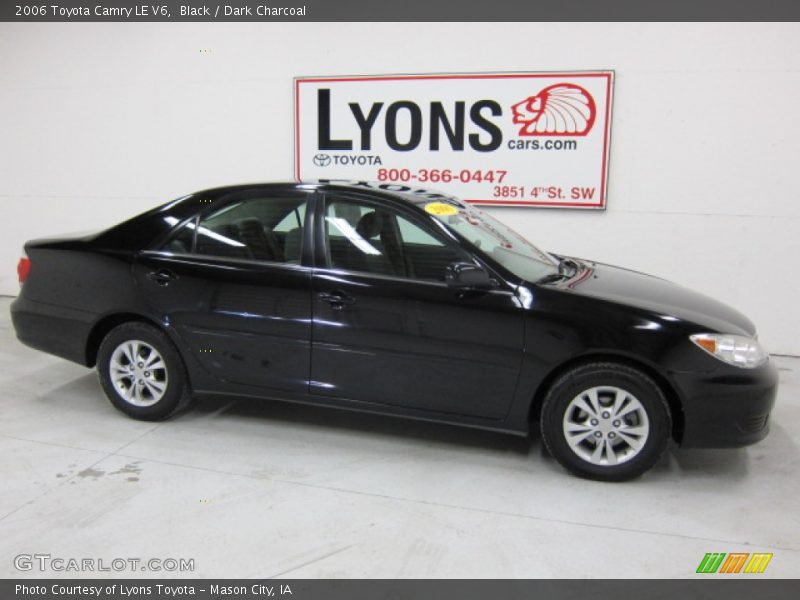 Black / Dark Charcoal 2006 Toyota Camry LE V6