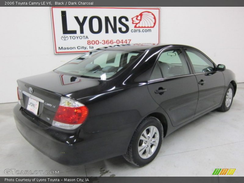 Black / Dark Charcoal 2006 Toyota Camry LE V6