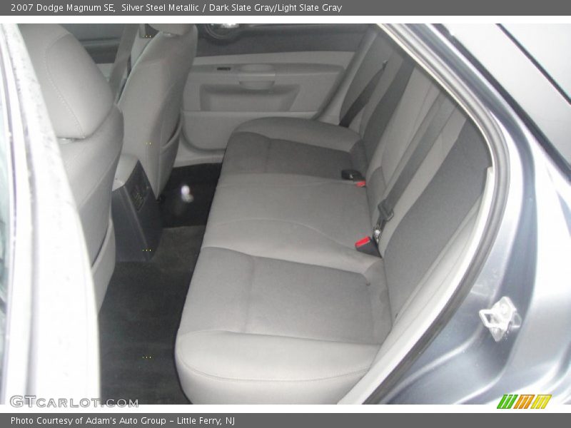 Silver Steel Metallic / Dark Slate Gray/Light Slate Gray 2007 Dodge Magnum SE