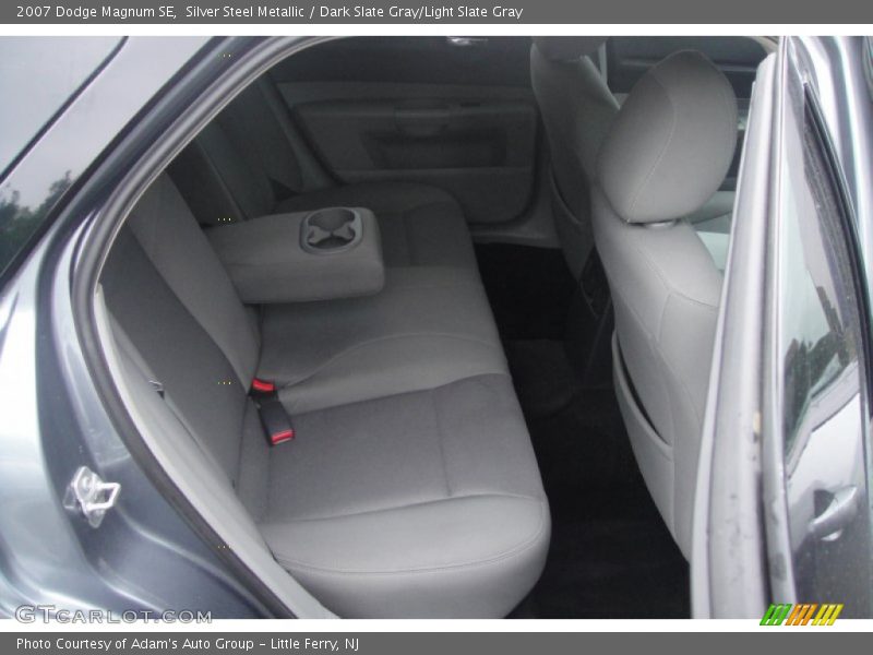 Silver Steel Metallic / Dark Slate Gray/Light Slate Gray 2007 Dodge Magnum SE