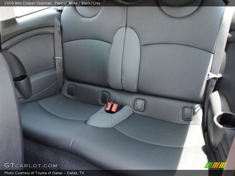 Pepper White / Black/Grey 2009 Mini Cooper Clubman