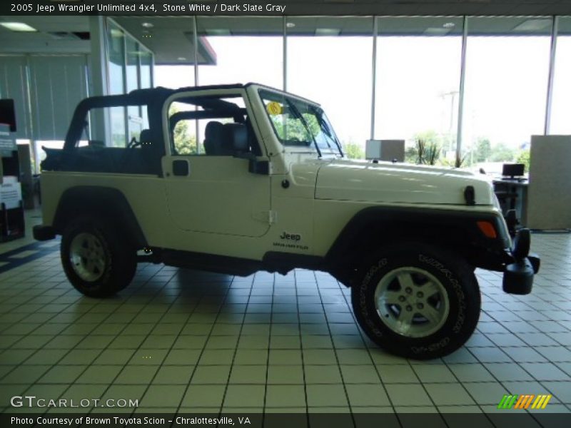 Stone White / Dark Slate Gray 2005 Jeep Wrangler Unlimited 4x4