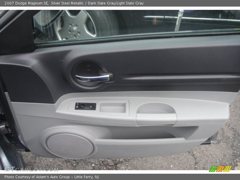 Silver Steel Metallic / Dark Slate Gray/Light Slate Gray 2007 Dodge Magnum SE