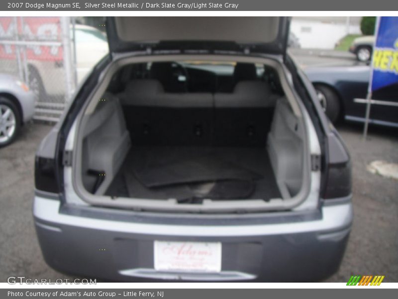 Silver Steel Metallic / Dark Slate Gray/Light Slate Gray 2007 Dodge Magnum SE