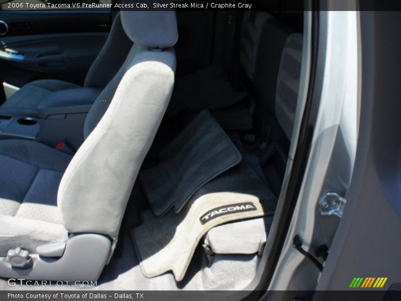 Silver Streak Mica / Graphite Gray 2006 Toyota Tacoma V6 PreRunner Access Cab