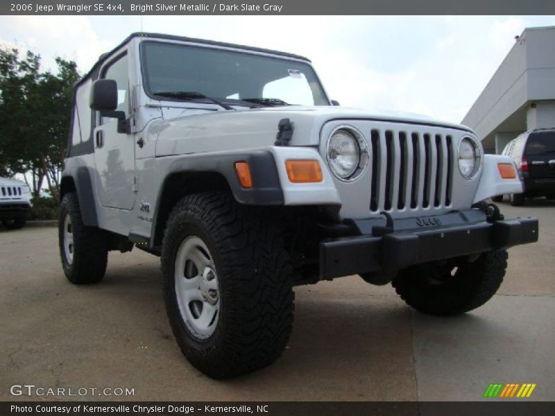 Bright Silver Metallic / Dark Slate Gray 2006 Jeep Wrangler SE 4x4