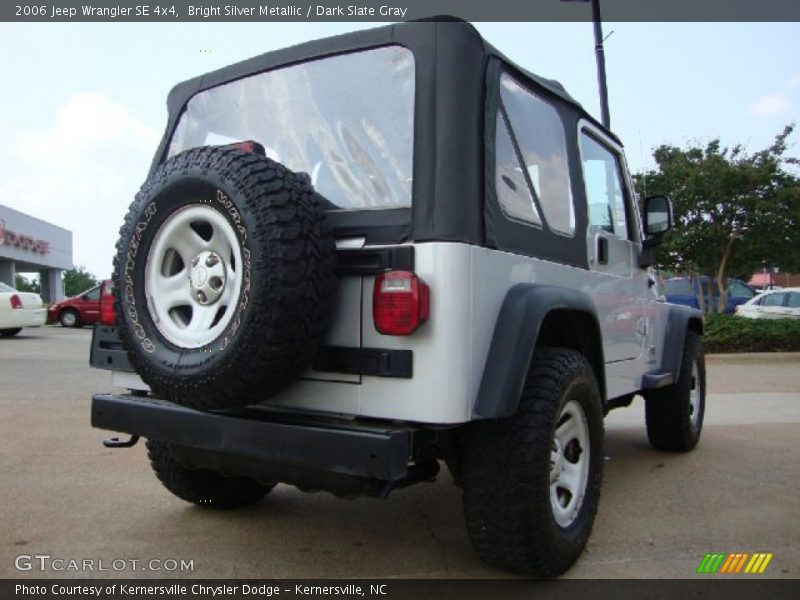 Bright Silver Metallic / Dark Slate Gray 2006 Jeep Wrangler SE 4x4