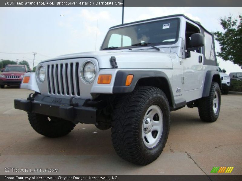 Bright Silver Metallic / Dark Slate Gray 2006 Jeep Wrangler SE 4x4