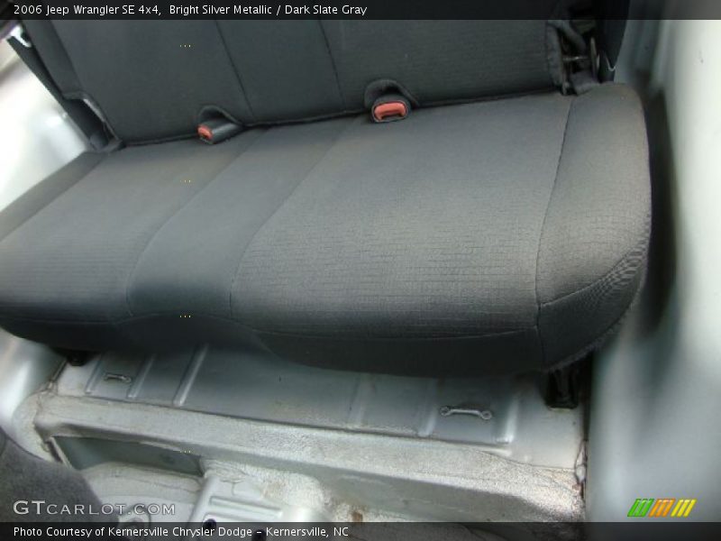 Bright Silver Metallic / Dark Slate Gray 2006 Jeep Wrangler SE 4x4