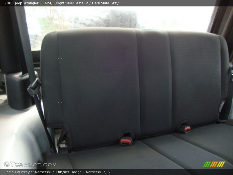 Bright Silver Metallic / Dark Slate Gray 2006 Jeep Wrangler SE 4x4