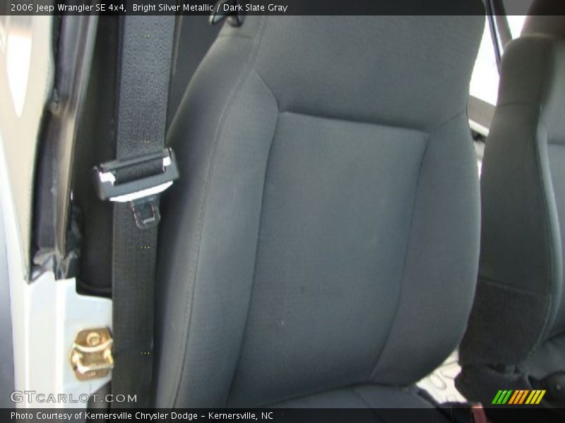 Bright Silver Metallic / Dark Slate Gray 2006 Jeep Wrangler SE 4x4