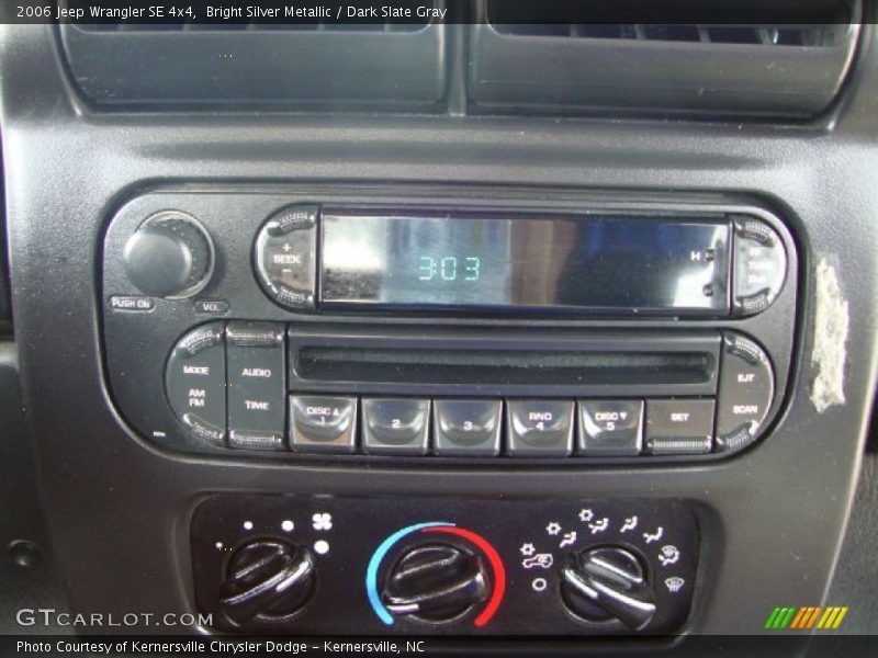 Bright Silver Metallic / Dark Slate Gray 2006 Jeep Wrangler SE 4x4