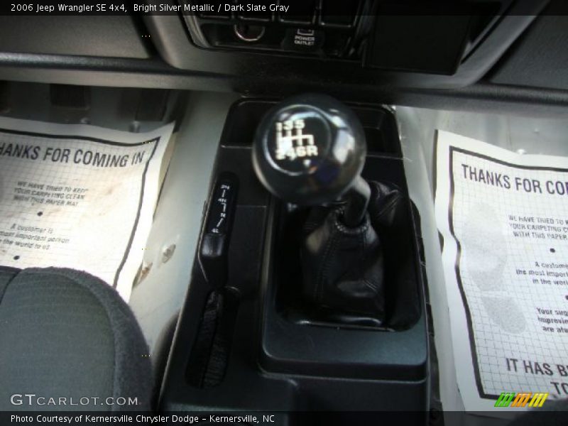 Bright Silver Metallic / Dark Slate Gray 2006 Jeep Wrangler SE 4x4