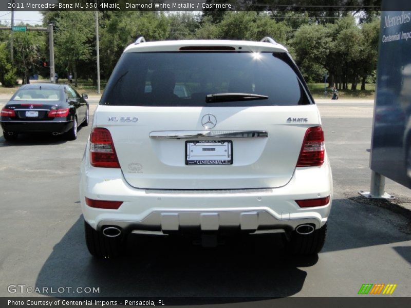 Diamond White Metallic / Cashmere 2011 Mercedes-Benz ML 550 4Matic