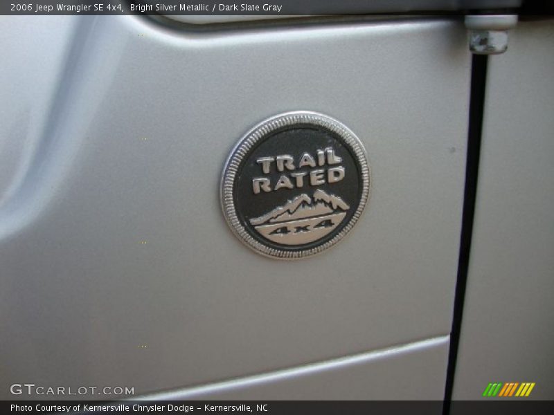 Bright Silver Metallic / Dark Slate Gray 2006 Jeep Wrangler SE 4x4