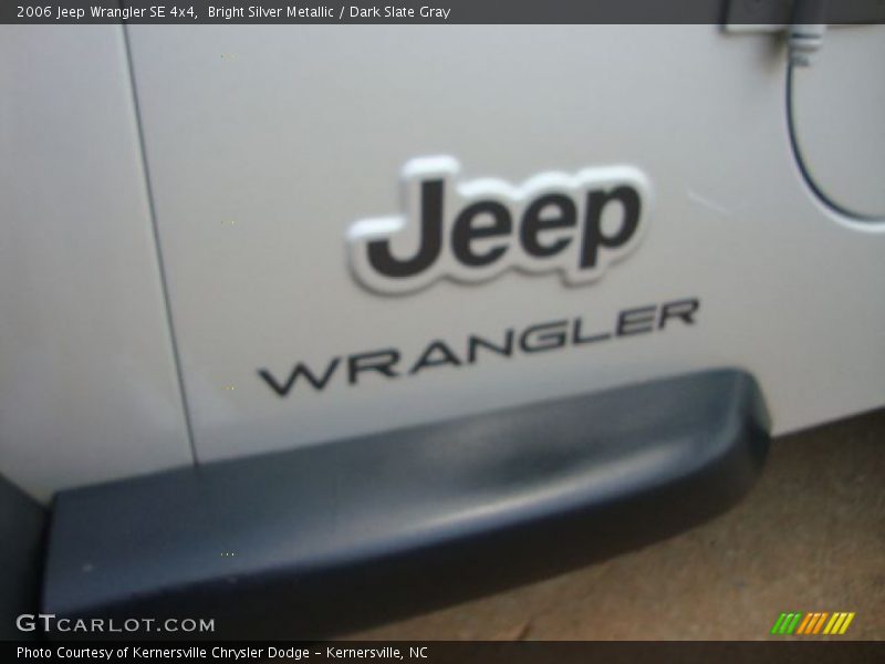 Bright Silver Metallic / Dark Slate Gray 2006 Jeep Wrangler SE 4x4