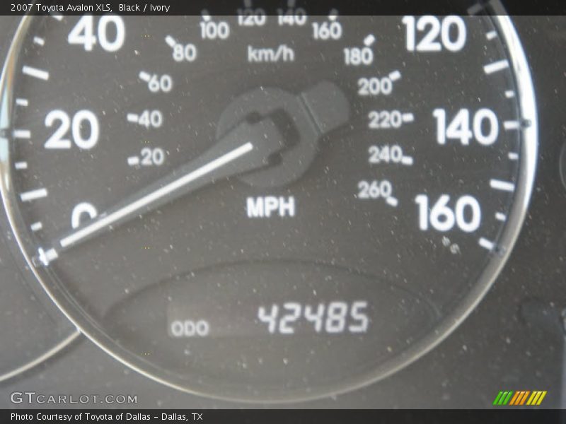 Black / Ivory 2007 Toyota Avalon XLS