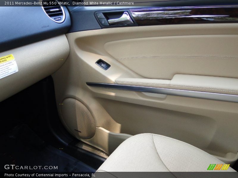 Diamond White Metallic / Cashmere 2011 Mercedes-Benz ML 550 4Matic
