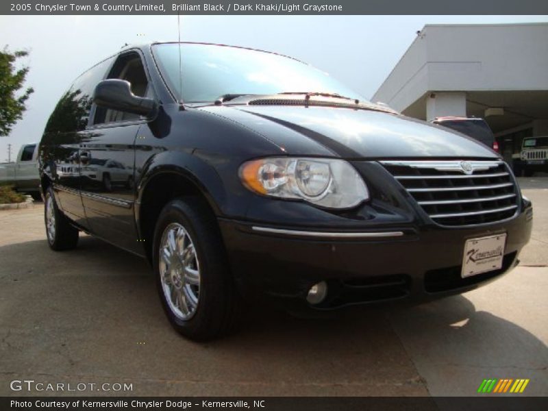 Brilliant Black / Dark Khaki/Light Graystone 2005 Chrysler Town & Country Limited