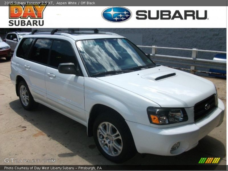 Aspen White / Off Black 2005 Subaru Forester 2.5 XT