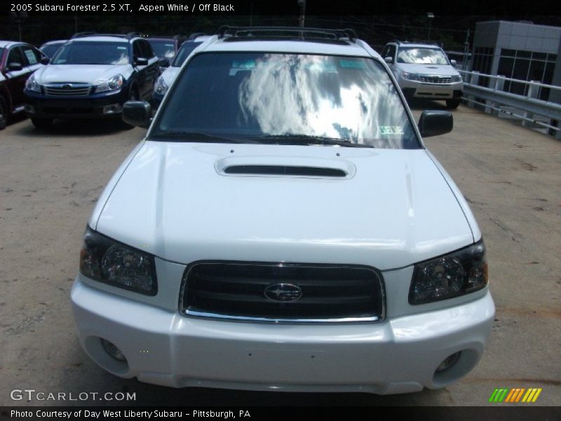 Aspen White / Off Black 2005 Subaru Forester 2.5 XT