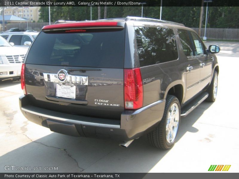 Galaxy Gray Metallic / Ebony/Ebony 2011 Cadillac Escalade ESV Luxury AWD