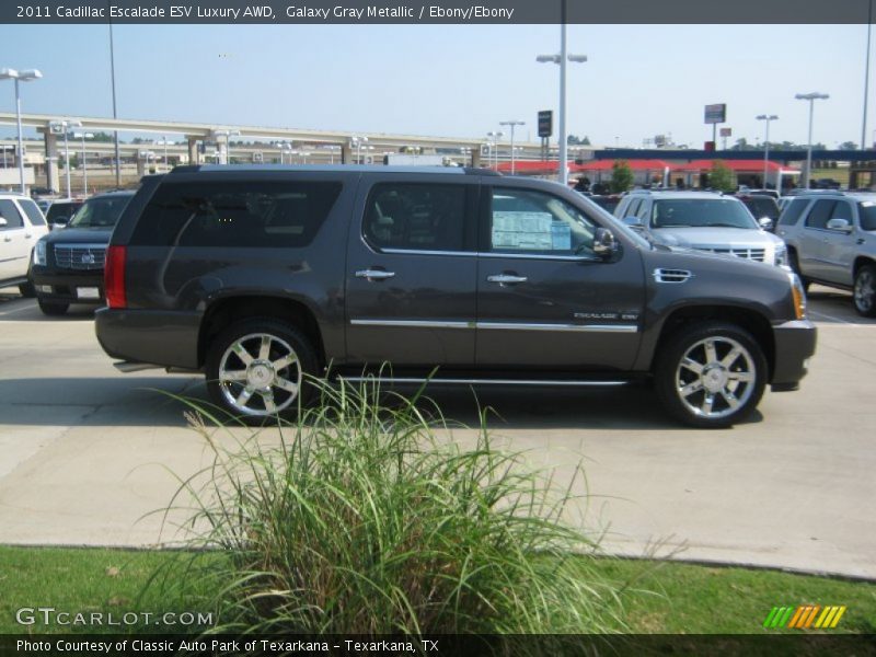  2011 Escalade ESV Luxury AWD Galaxy Gray Metallic