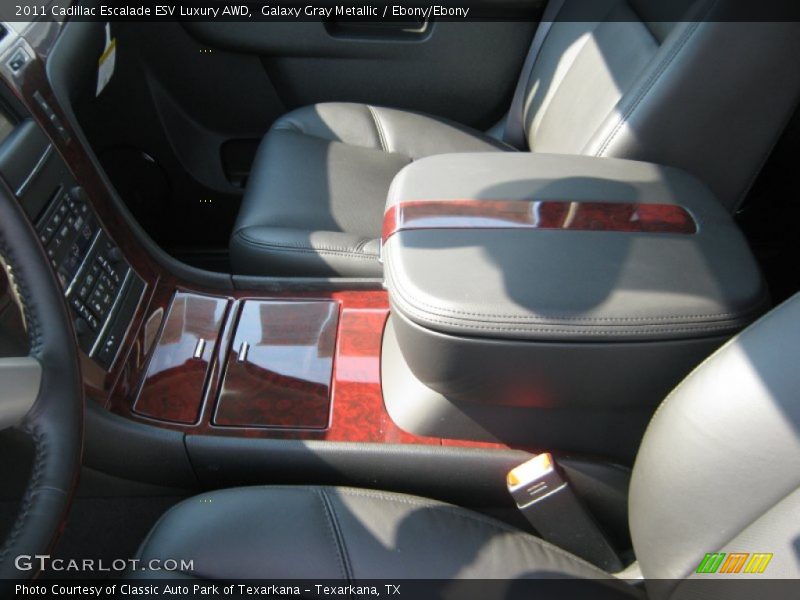 Galaxy Gray Metallic / Ebony/Ebony 2011 Cadillac Escalade ESV Luxury AWD