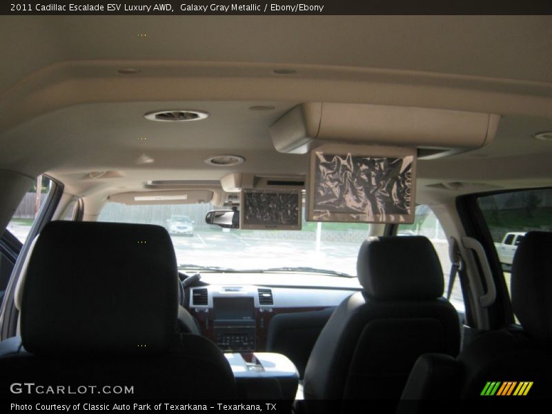 Galaxy Gray Metallic / Ebony/Ebony 2011 Cadillac Escalade ESV Luxury AWD