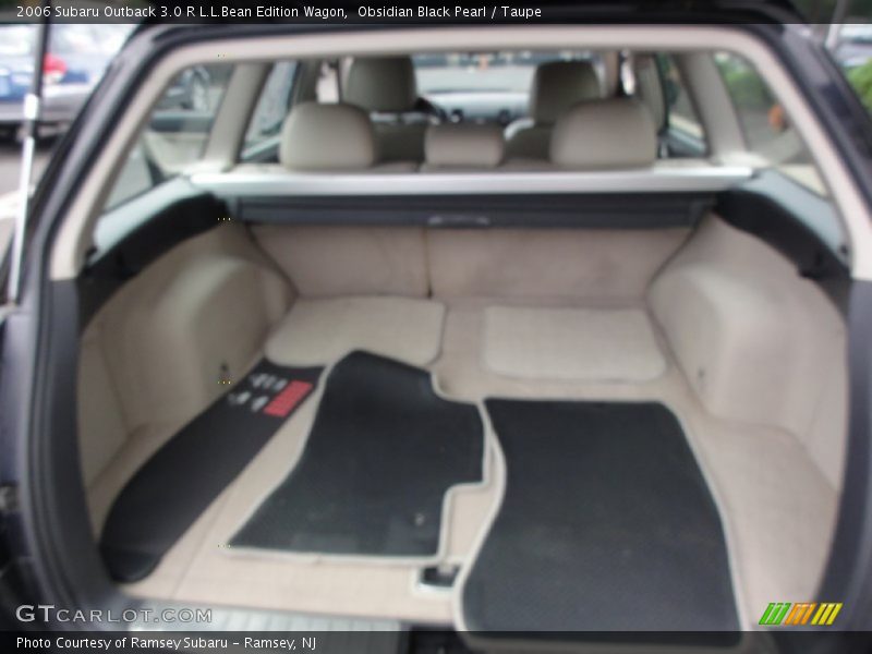 Obsidian Black Pearl / Taupe 2006 Subaru Outback 3.0 R L.L.Bean Edition Wagon