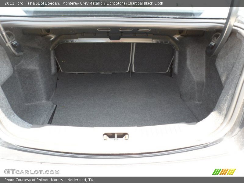  2011 Fiesta SE SFE Sedan Trunk