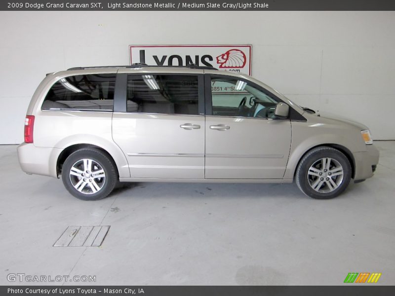 Light Sandstone Metallic / Medium Slate Gray/Light Shale 2009 Dodge Grand Caravan SXT