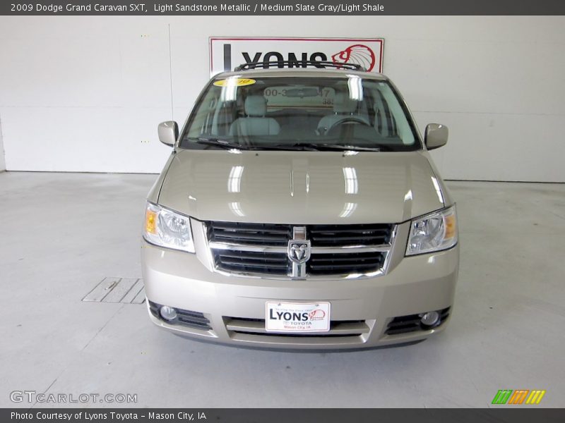 Light Sandstone Metallic / Medium Slate Gray/Light Shale 2009 Dodge Grand Caravan SXT
