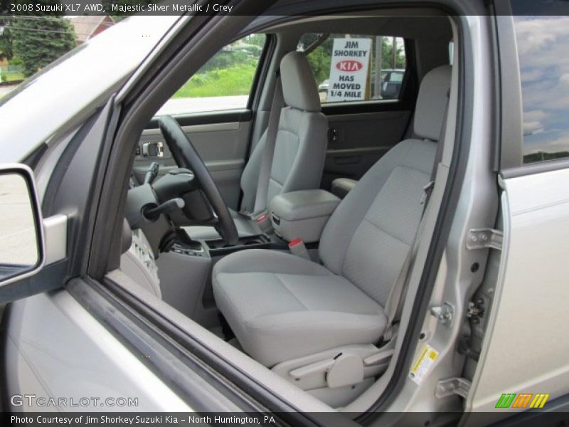 Majestic Silver Metallic / Grey 2008 Suzuki XL7 AWD