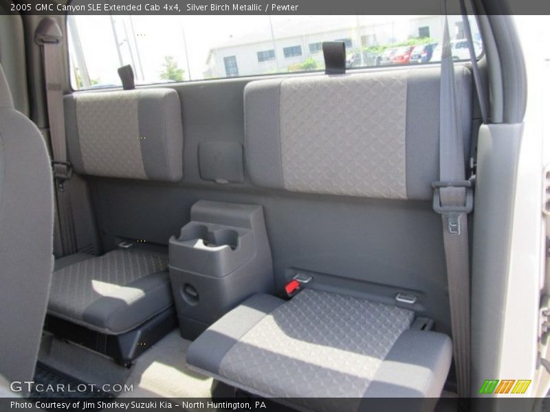  2005 Canyon SLE Extended Cab 4x4 Pewter Interior