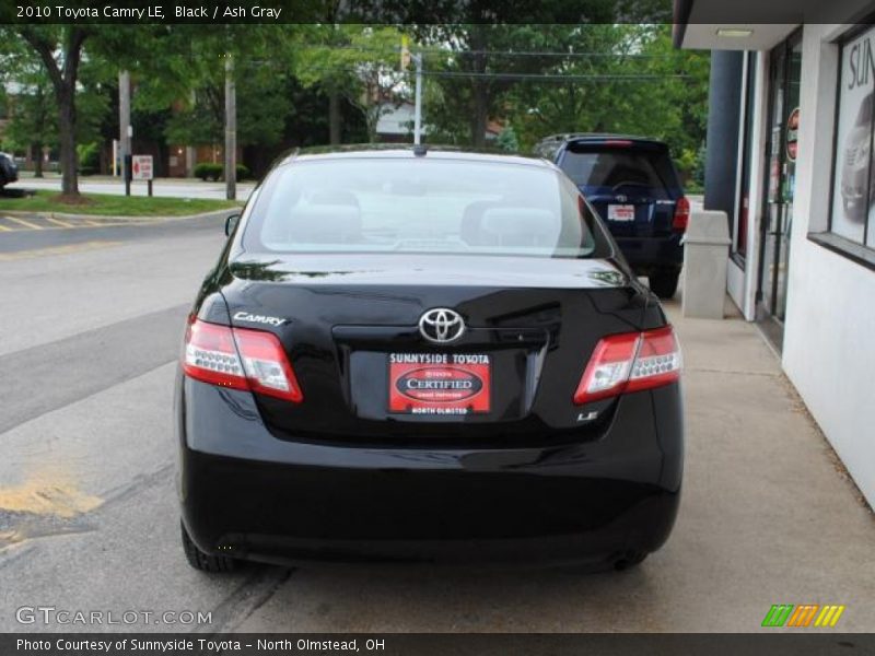 Black / Ash Gray 2010 Toyota Camry LE