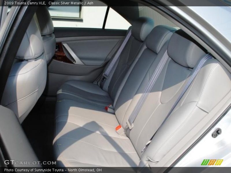 Classic Silver Metallic / Ash 2009 Toyota Camry XLE