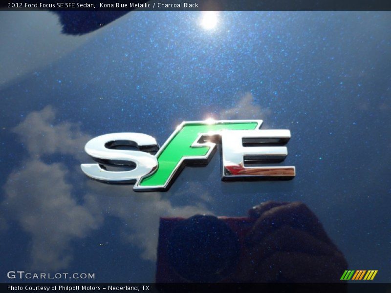  2012 Focus SE SFE Sedan Logo