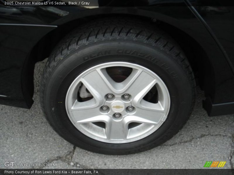 Black / Gray 2005 Chevrolet Malibu LS V6 Sedan