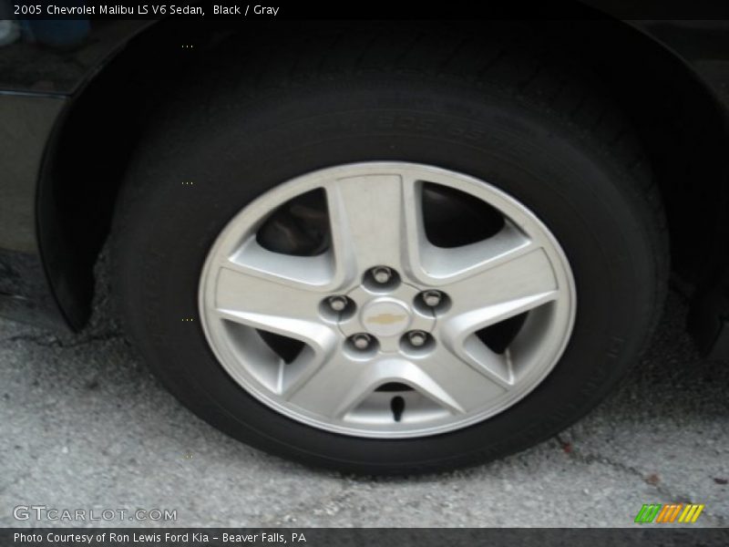 Black / Gray 2005 Chevrolet Malibu LS V6 Sedan