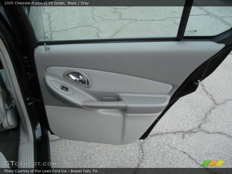 Black / Gray 2005 Chevrolet Malibu LS V6 Sedan